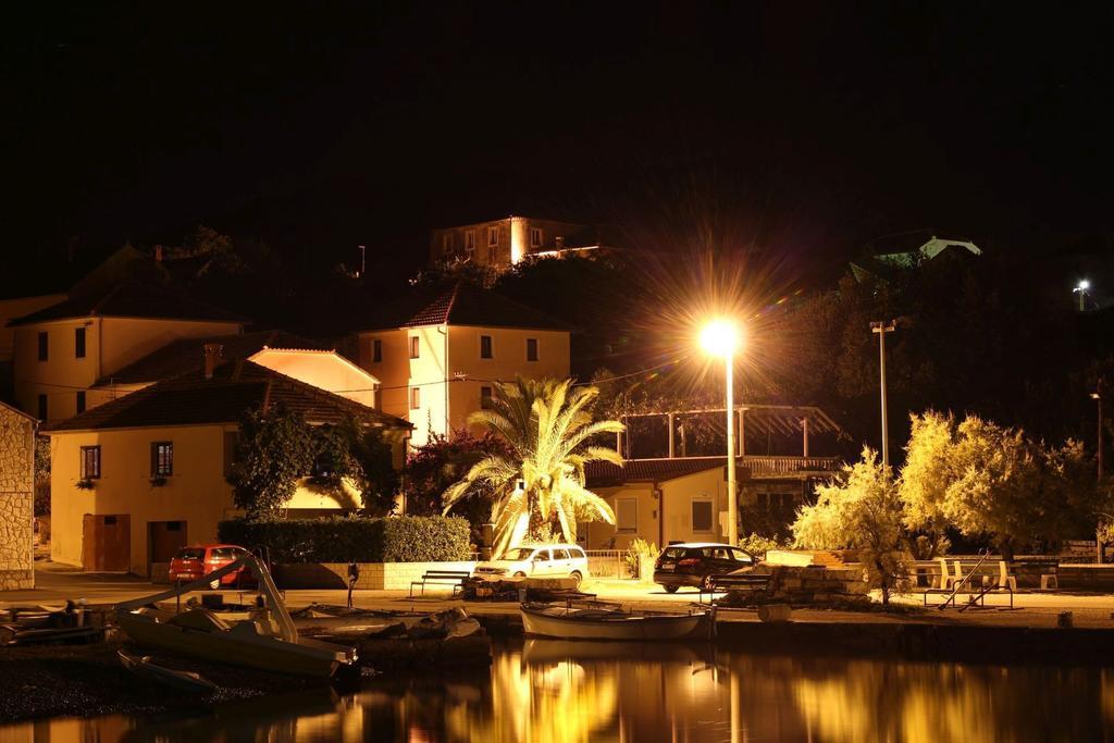 Villa Menalo Hodilje Екстер'єр фото